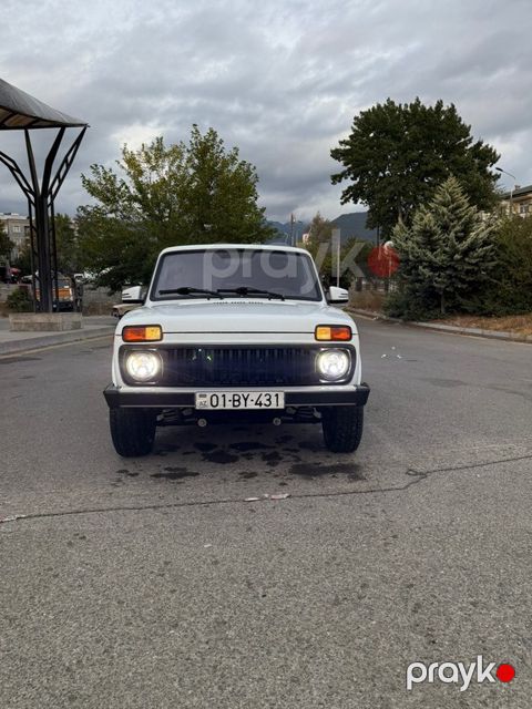 Lada (VAZ) Niva, 1.7 L, 2015 il, 225 576 km — İsmayıllı