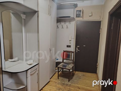 İcarəyə verilir 3 otaqlı köhnə tikili 85 m²