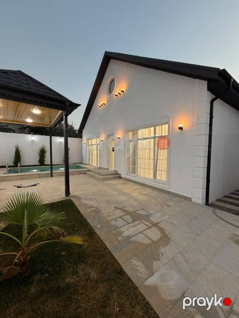 Satılır 4 otaqlı həyət evi/bağ evi 130 m² — Bakı