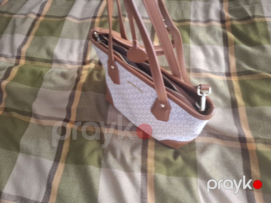 Çanta Michael Kors — Şəxsi əşyalar, Bakı (4)