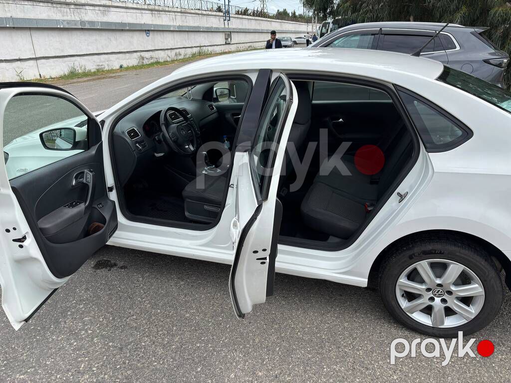 Volkswagen Polo, 1.6 L, 2013 il, 170 000 km — Avtomobillər, Bakı (11)
