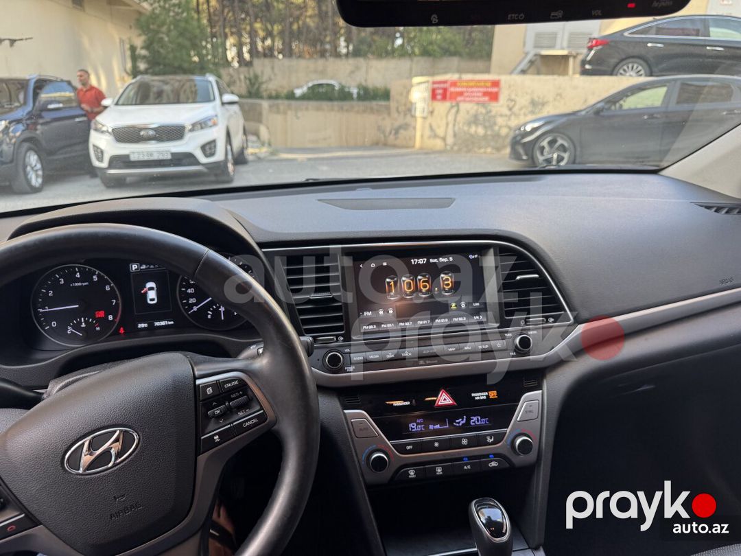 Hyundai Avante, 2018 — Avtomobillər, Bakı (8)