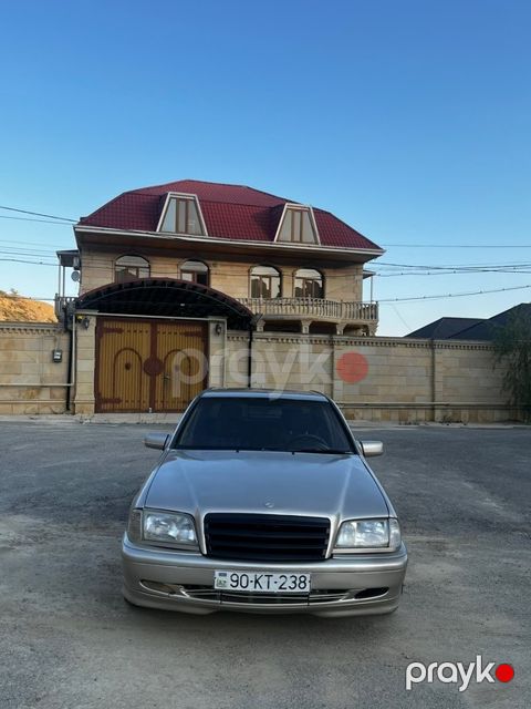 Mercedes C 200, 2.0 L, 1997 il, 290 321 km — Bakı