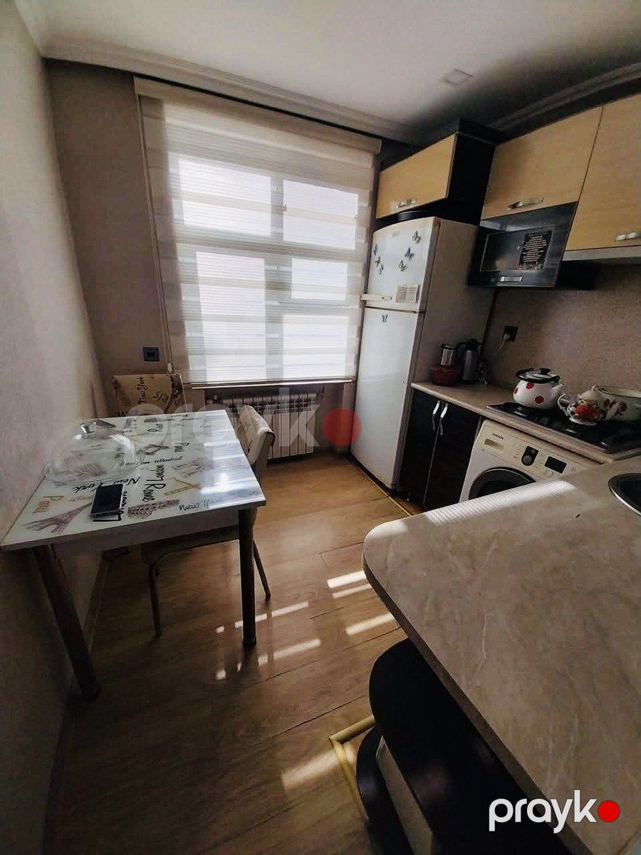 Satılır 3 otaqlı köhnə tikili 75 m² — Mənzil, Bakı (10)