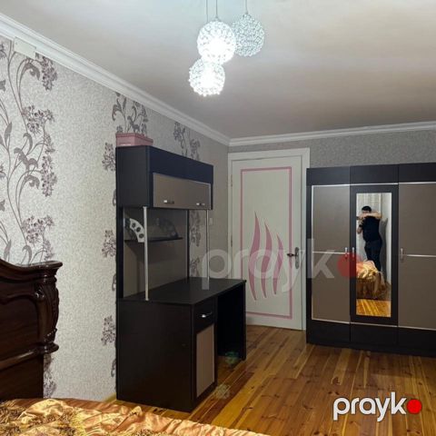 İcarəyə verilir 2 otaqlı köhnə tikili 75 m² — Bakı