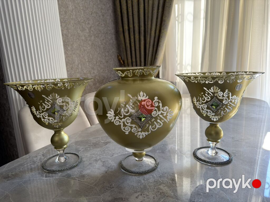 Vaza dəsti — Vaazalar, kreslolar, süni çiçəklər, Xırdalan (3)
