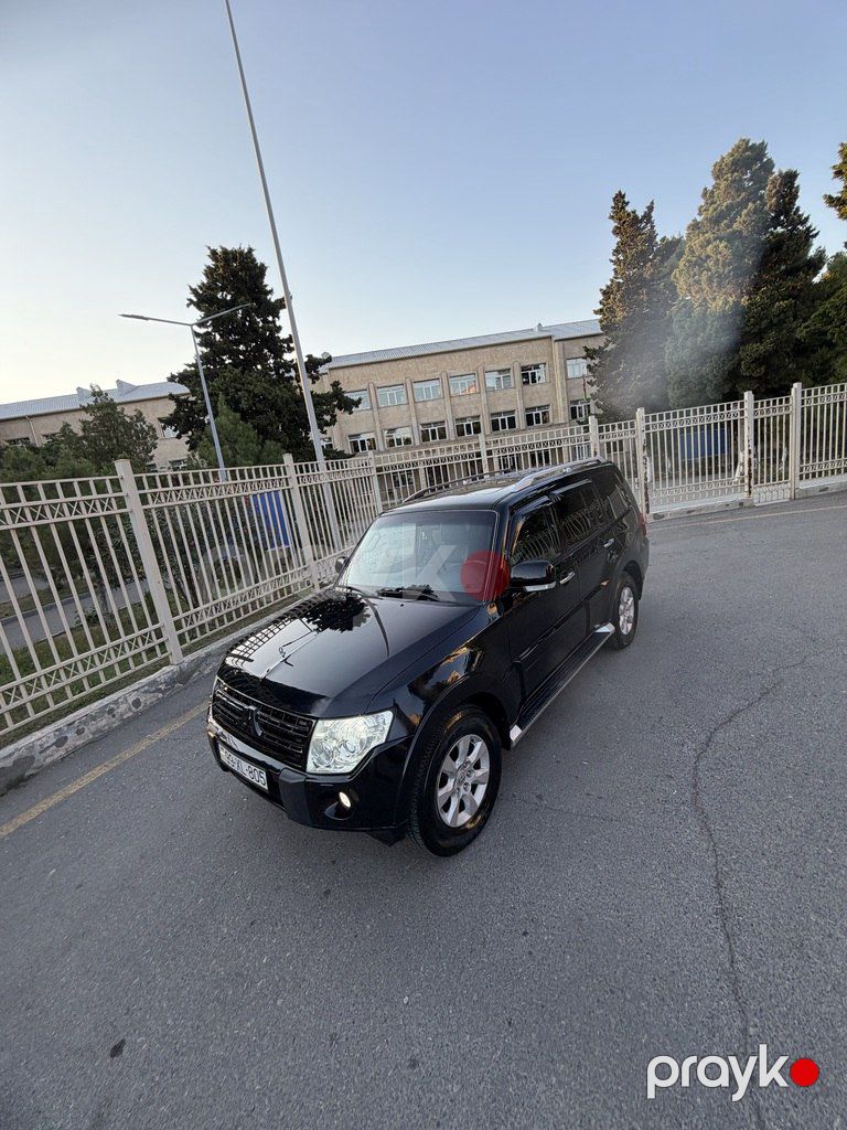 Mitsubishi Pajero, 3.5 L, 2011 il, 228 000 km — Avtomobillər, Bakı (8)
