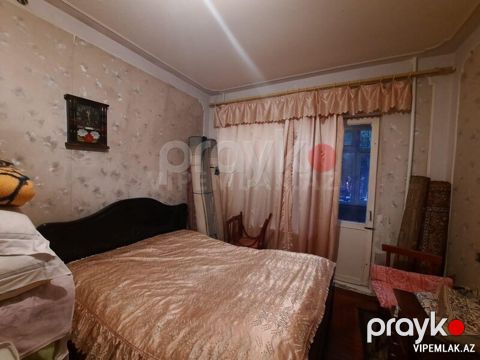 Nizami rayonunda 3 otaqlı Köhnə tikili Satılır, 85 m² — Bakı