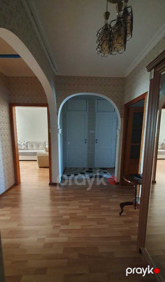Satılır 3 otaqlı köhnə tikili 85 m² — Mənzil, Bakı (2)