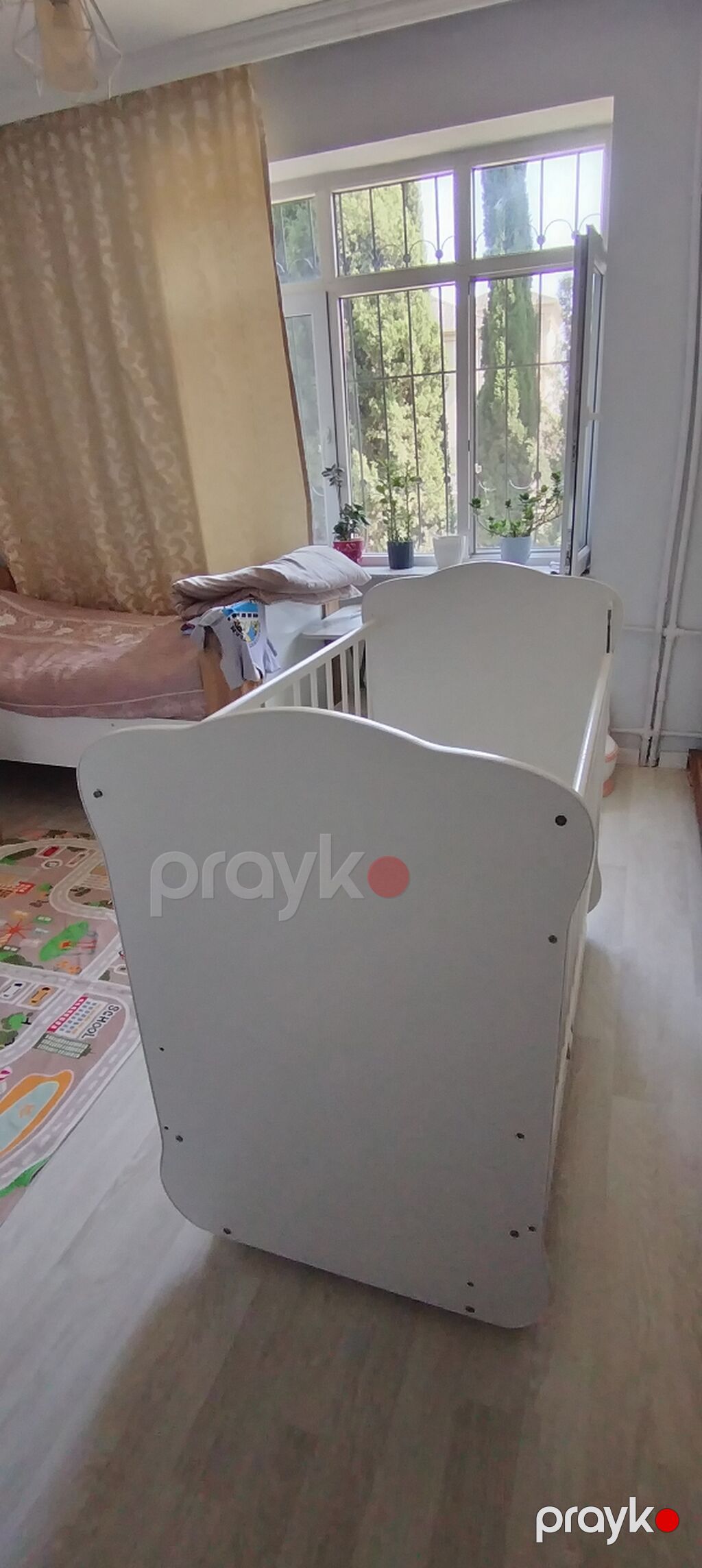 Uşaq beşiyi – ağ rəngdə, şirin zürafə illüstrasiyalı ön panel və — Bəşikləri, Bakı (6)