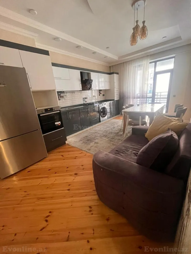 Kirayə verilir 3 otaqlı Mənzil Yeni tikili 100 m² Bakı, Nəsimi r., 28 May m — Zümrüd xanım