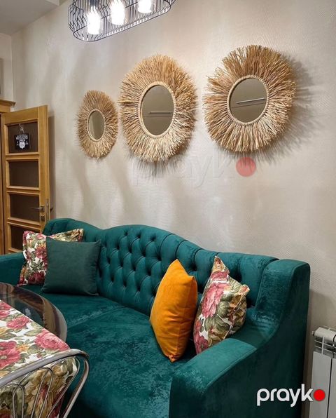 Divan ve Oval formalı şüşə yemək/çay masası və 2 ədəd metal stul dəsti — Bakı
