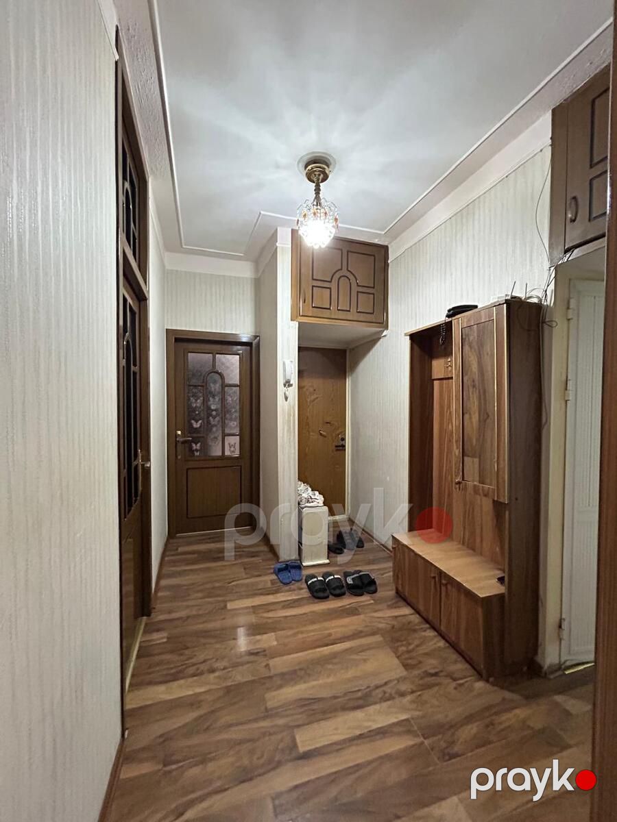Satılır 4 otaqlı köhnə tikili 110 m² — Mənzil, Bakı (9)