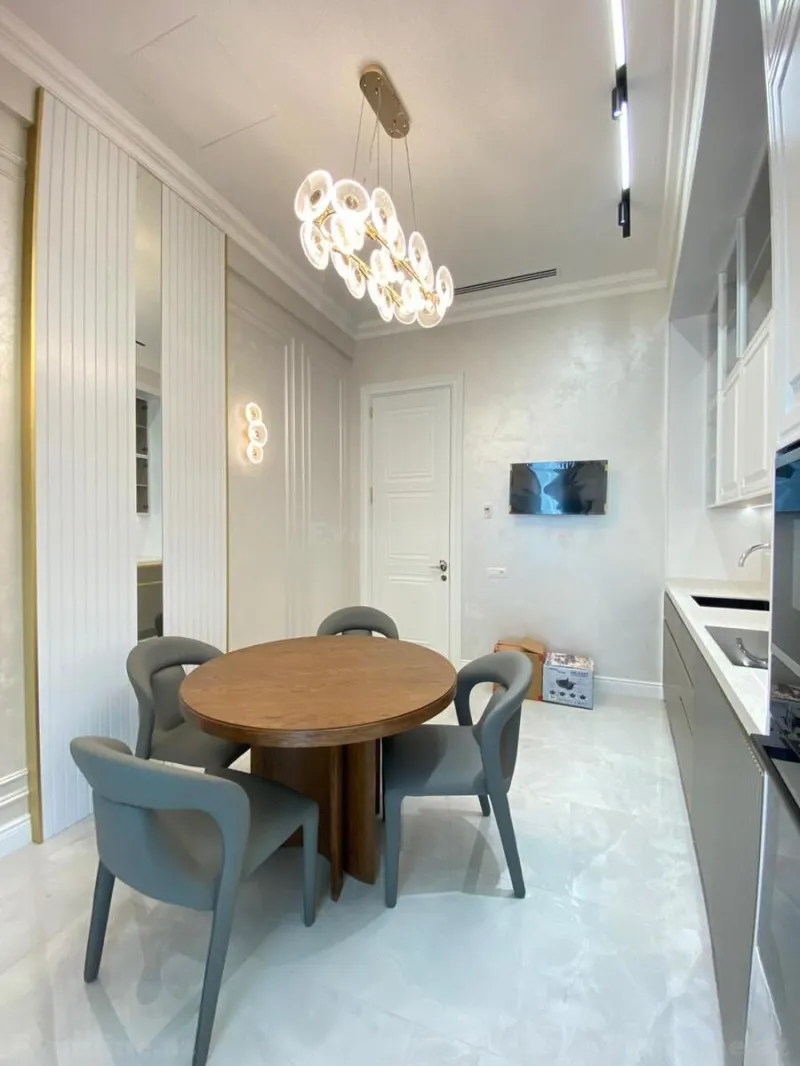 Kirayə verilir 3 otaqlı Mənzil Yeni tikili 150 m² Bakı, Xətai r., Ağ şəhər — Mənzil, Bakı (6)