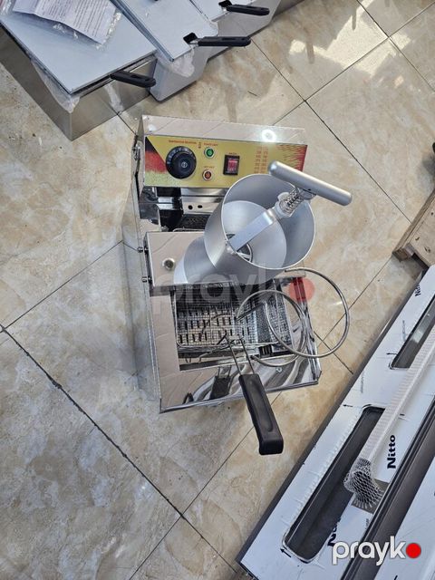 Ponçik bişirmə aparatı — Bakı