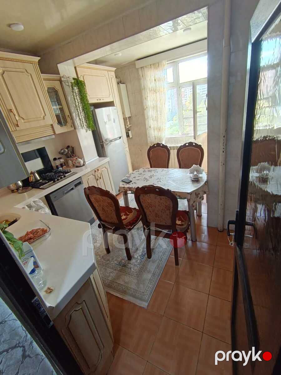 Satılır 4 otaqlı köhnə tikili 90 m² — Mənzil, Bakı (7)