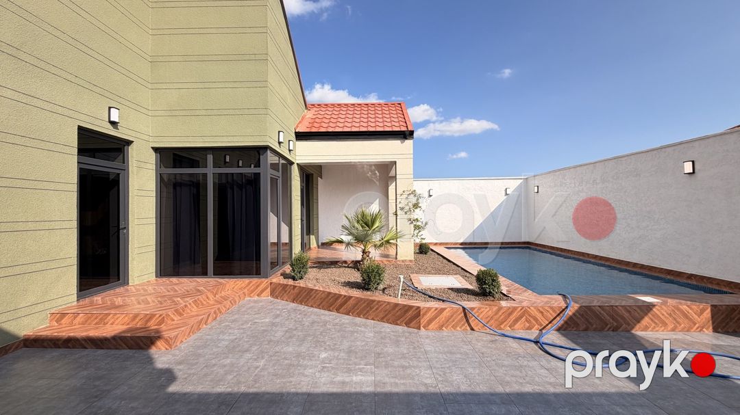 Satılır 4 otaqlı həyət evi/bağ evi 130 m² — Ev, villa, Bakı (2)