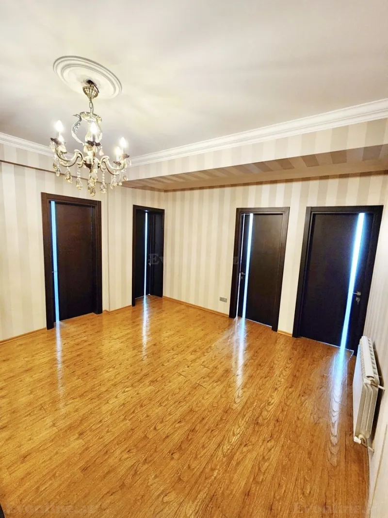 Kirayə verilir 3 otaqlı Mənzil Yeni tikili 140 m² Bakı, Səbail r., 28 May m — Mənzil, Bakı (8)