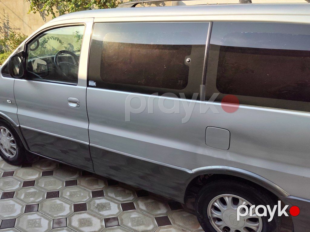 Hyundai H-1, 2.4 L, 2013 il, 410 000 km — Avtomobillər, Bakı (4)