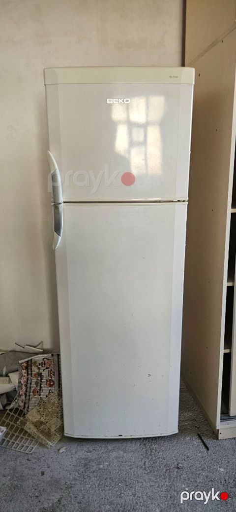 İşlənmiş 2 qapılı Beko Soyuducu Satılır, rəng - Ağ — Bakı