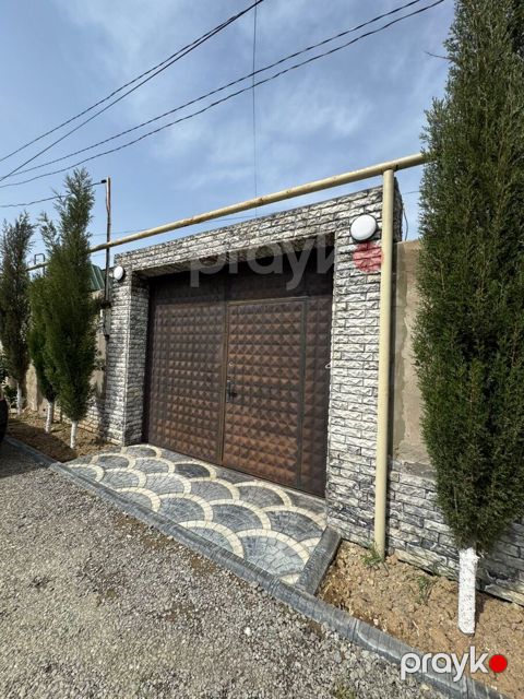 Satılır 4 otaqlı həyət evi/bağ evi 110 m² — Bakı