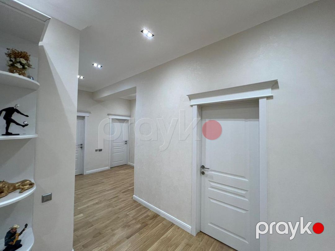 Satılır 4 otaqlı yeni tikili 171 m² — Mənzil, Bakı (7)