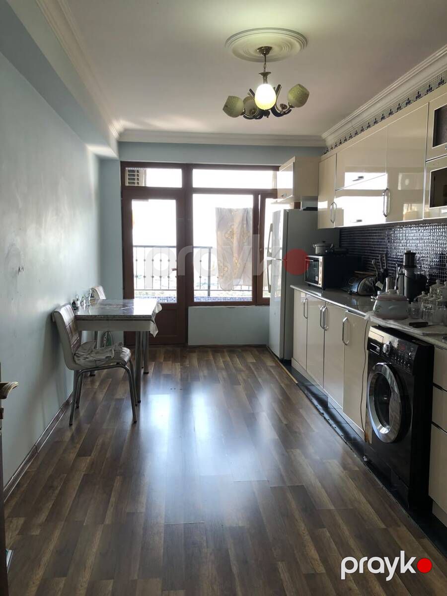 Satılır 2 otaqlı köhnə tikili 105 m² — Mənzil, Bakı (5)