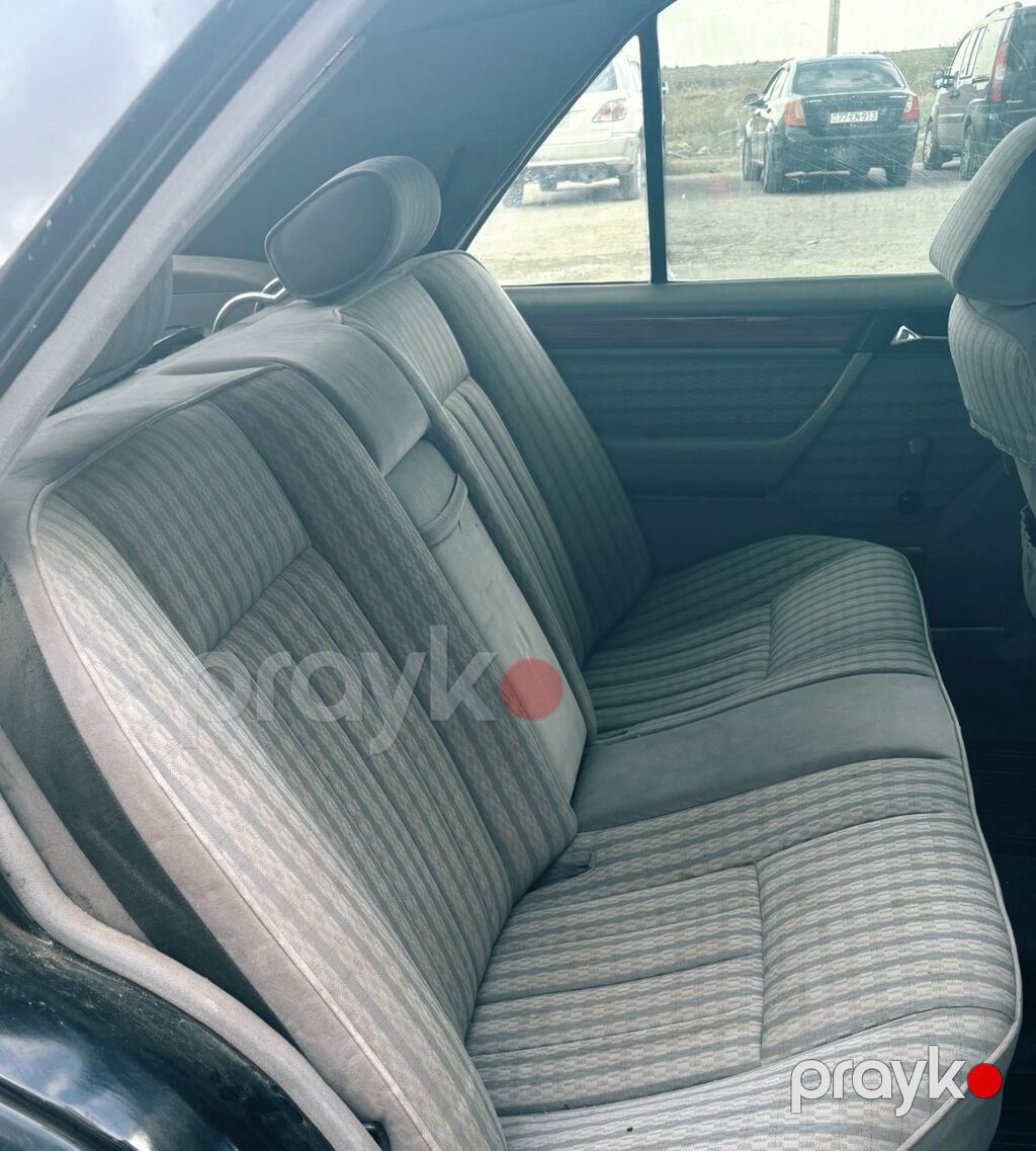 Mercedes-Benz E-Class: 2 l 1991 il Sedan — Avtomobillər, Xırdalan (4)