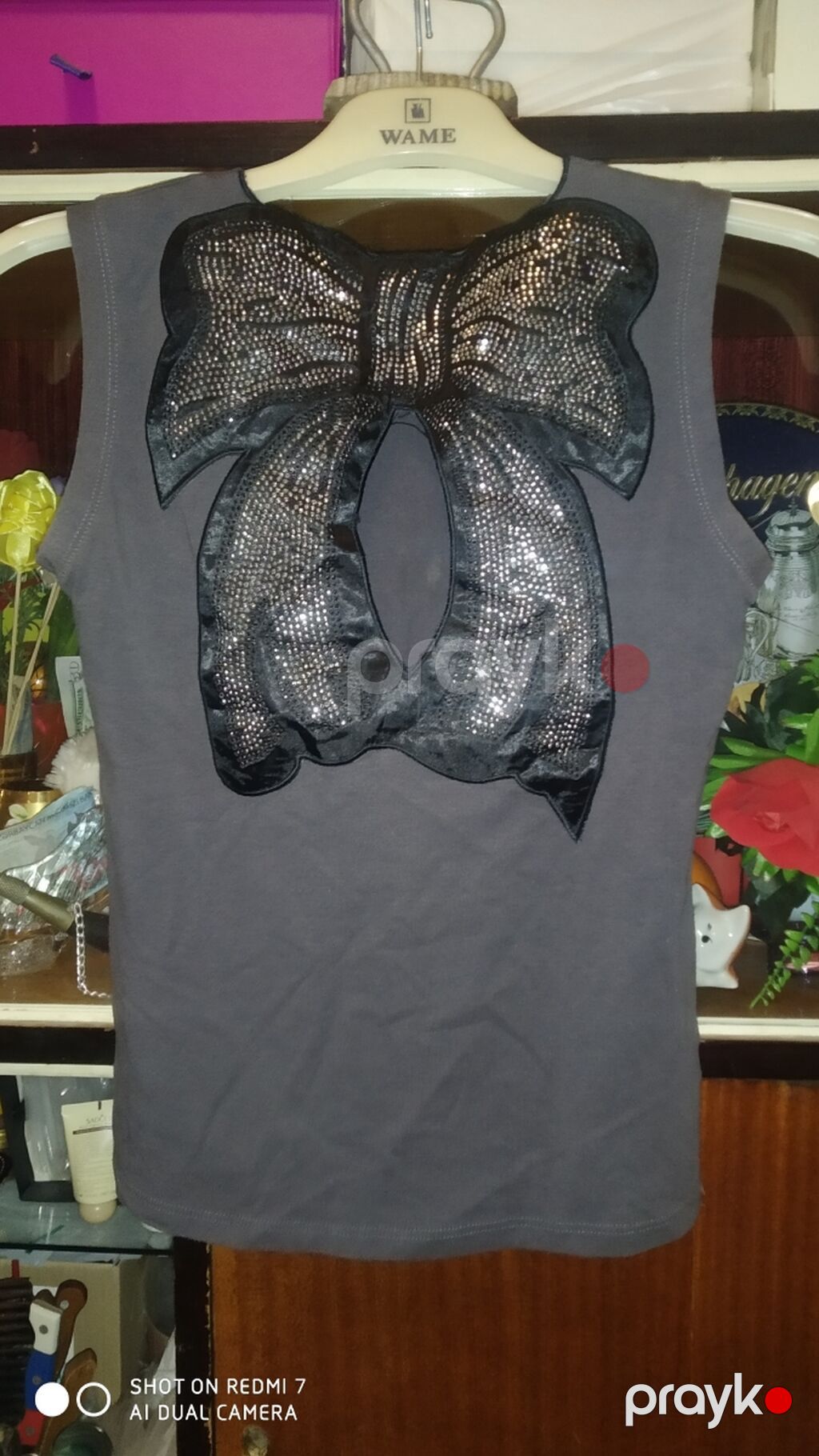 Qadın üst geyimləri dəsti Məhsul təsviri: - Ağ qısaqollu T‑shirt: Ön — Kostyum, Bakı (8)