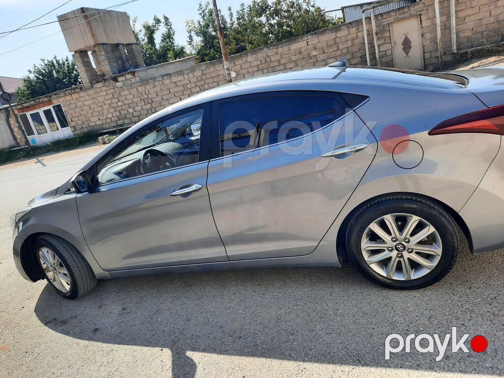 Hyundai Avante, 1.6 L, 2015 il, 231 000 km — Avtomobillər, Bakı (9)
