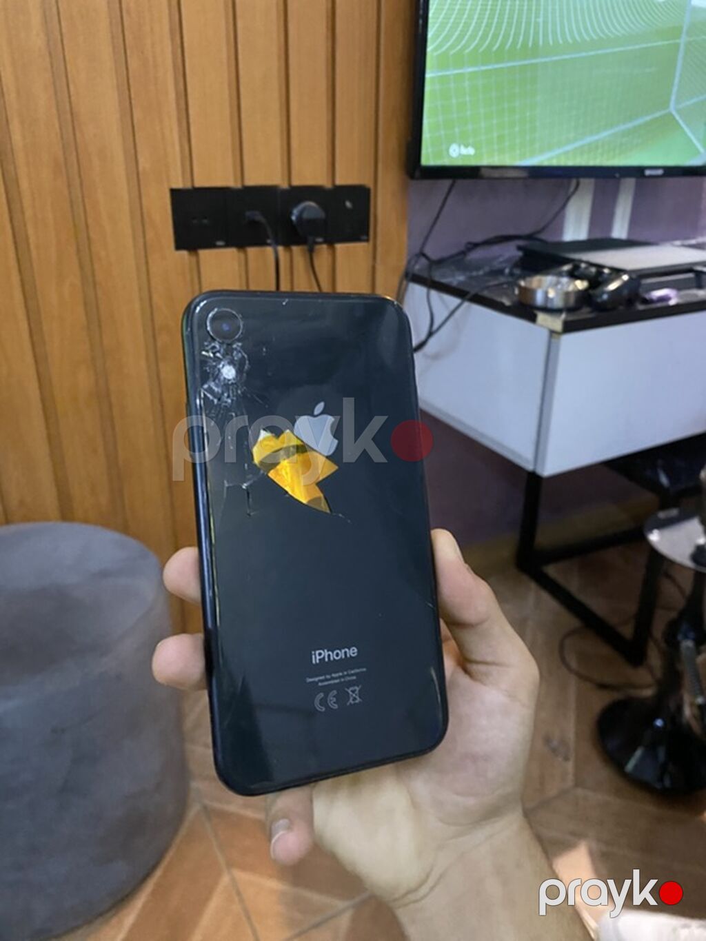 IPhone Xr, 64 GB, Qara, Qırıq — Apple iPhone, Bakı (2)
