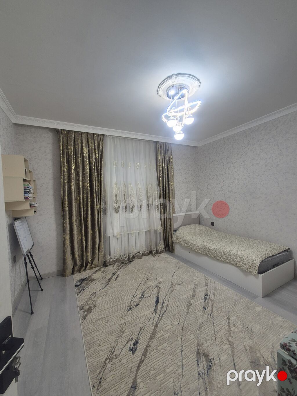 Yeni ramanada əsas yola 5 dəyqəlik məsafədə yerləşir.Şəxsi tikilidi 8 — Ev, villa, Bakı (7)