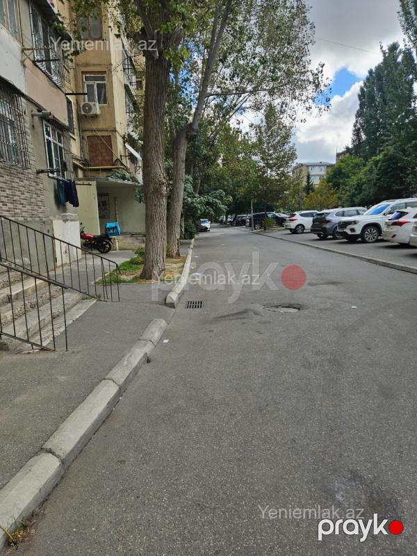 Satılır 4 otaqlı Bina evi menzil (Köhnə tikili), 90 m², Xətai rayonu — Mənzil, Bakı (11)