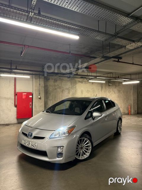 Toyota Prius, 1.8 L, 1.3 kWh, 2010 il, 320 000 km — Bakı