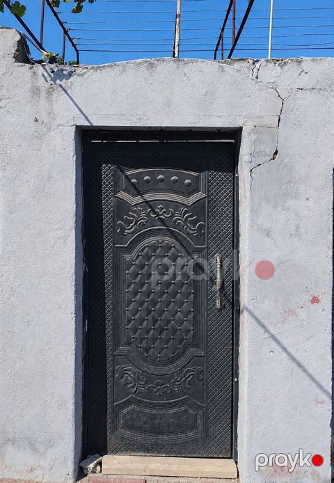 İşlənmiş Giriş qapısı 90x180 sm Zamok ilə, Ünvandan götürmə — Masazır
