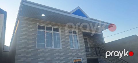Satılır 4 otaqlı həyət evi/bağ evi 110 m² — Bakı