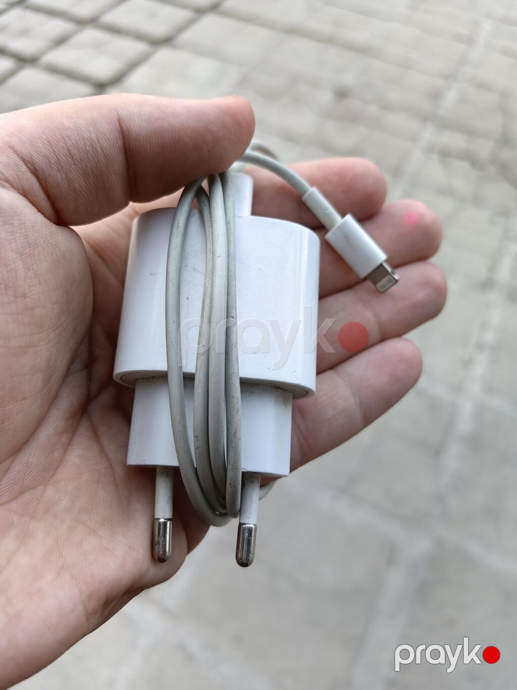 Original iphone adapteri, lightening usb ilə. Hazırda sumqayıtdadır — Şarj cihazları, Bakı (3)