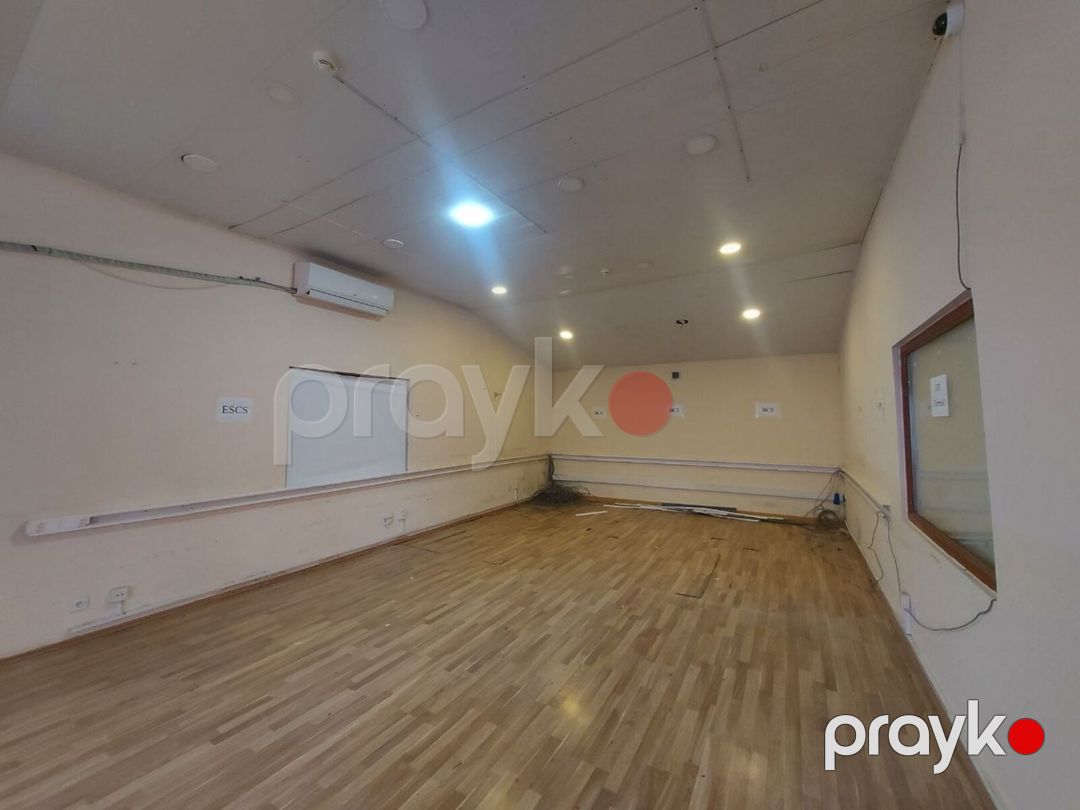 Satılır obyekt 1085 m² — Əmlak, Bakı (11)