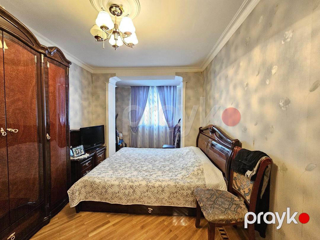 Satılır 4 otaqlı köhnə tikili 110 m² — Mənzil, Bakı (9)