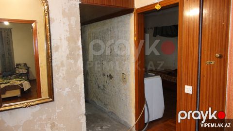 Xətai rayonunda 2 otaqlı Köhnə tikili Satılır, 70 m² — Bakı