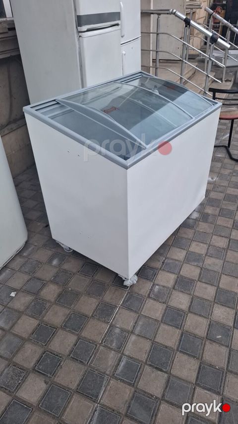 Dondurucu Uğur — Bakı
