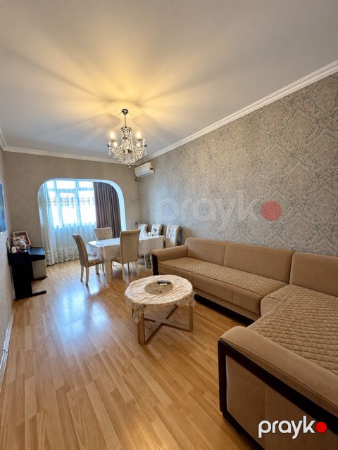 4-otaqlı mənzil, Yeni Yasamal r., 110 m² — Bakı