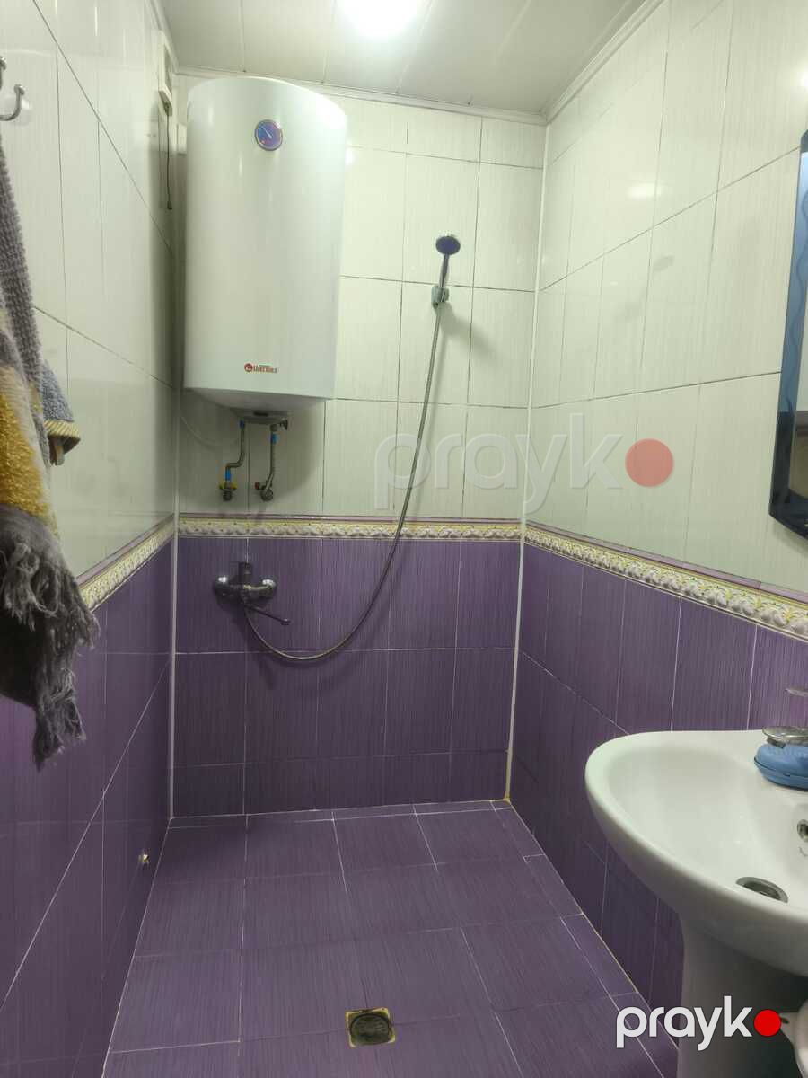 Satılır 2 otaqlı köhnə tikili 65 m² — Mənzil, Bakı (10)