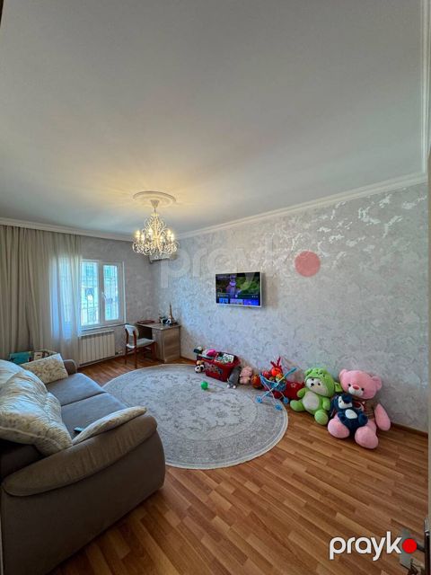 Satılır 2 otaqlı köhnə tikili 60 m² — Bakı