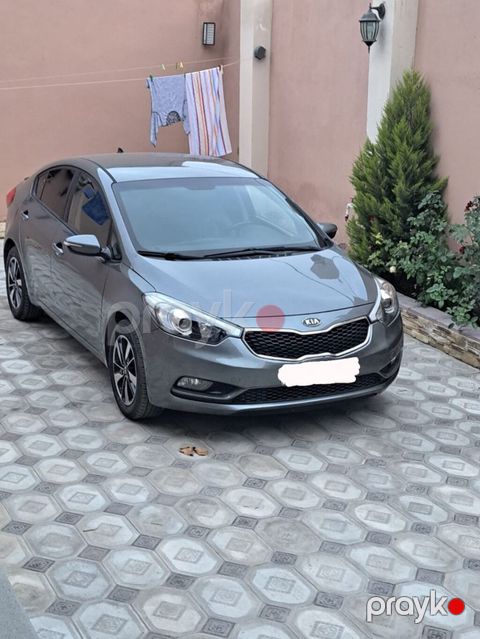 Kia Cerato: 1.6 l 2014 il Sedan