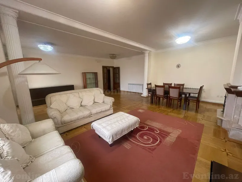 Kirayə verilir 5 otaqlı Mənzil Köhnə tikili 200 m² Bakı, Yasamal r., Elmlər Akademiyası m — Bakı