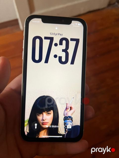 Apple iPhone 11 White 128GB/4GB — Bakı