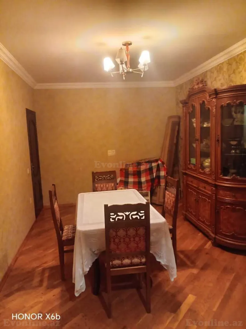 Satılır 3 otaqlı Mənzil Köhnə tikili 85 m² Bakı, Xətai r — Mənzil, Bakı (2)