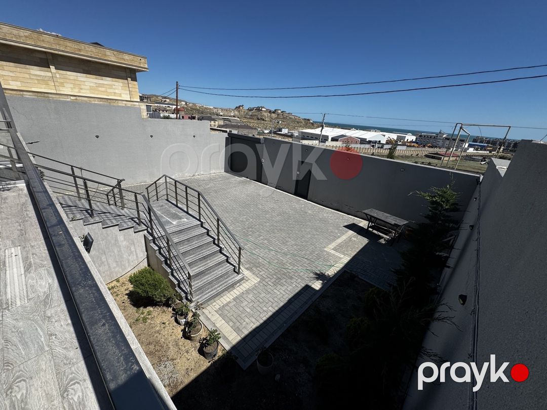 Satılır 5 otaqlı həyət evi/bağ evi 250 m² — Ev, villa, Bakı (5)
