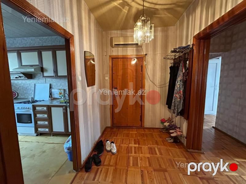 Satılır 3 otaqlı Bina evi menzil (Köhnə tikili), 70 m², 9-cu mikrorayon — Mənzil, Sumqayıt (9)